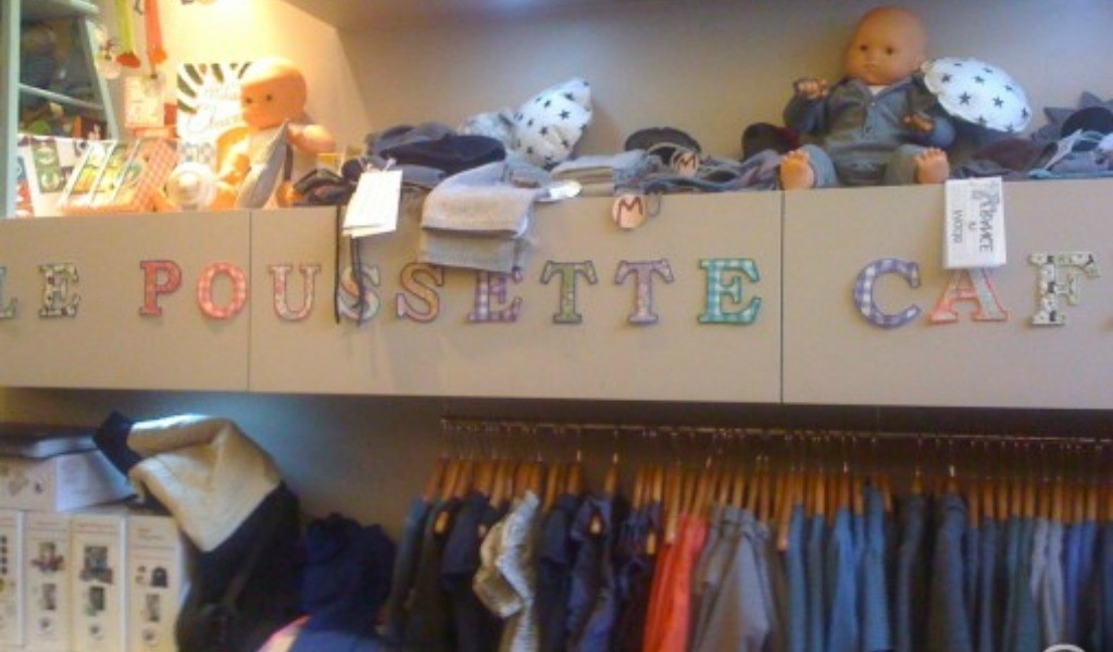 poussette café Mum-to-be party