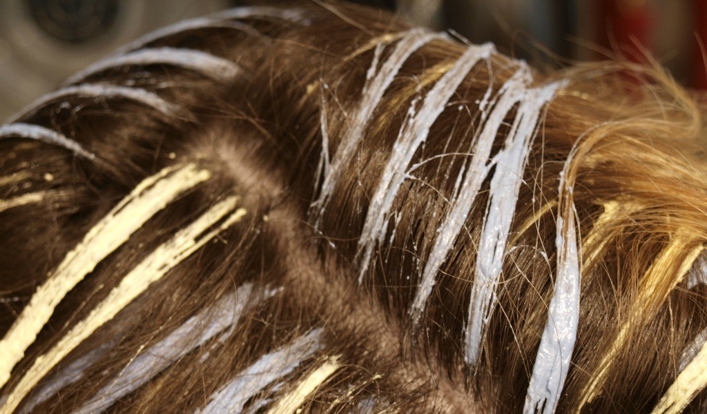 balayage-naturel-argile-femme-enceinte-mum-to-be-party