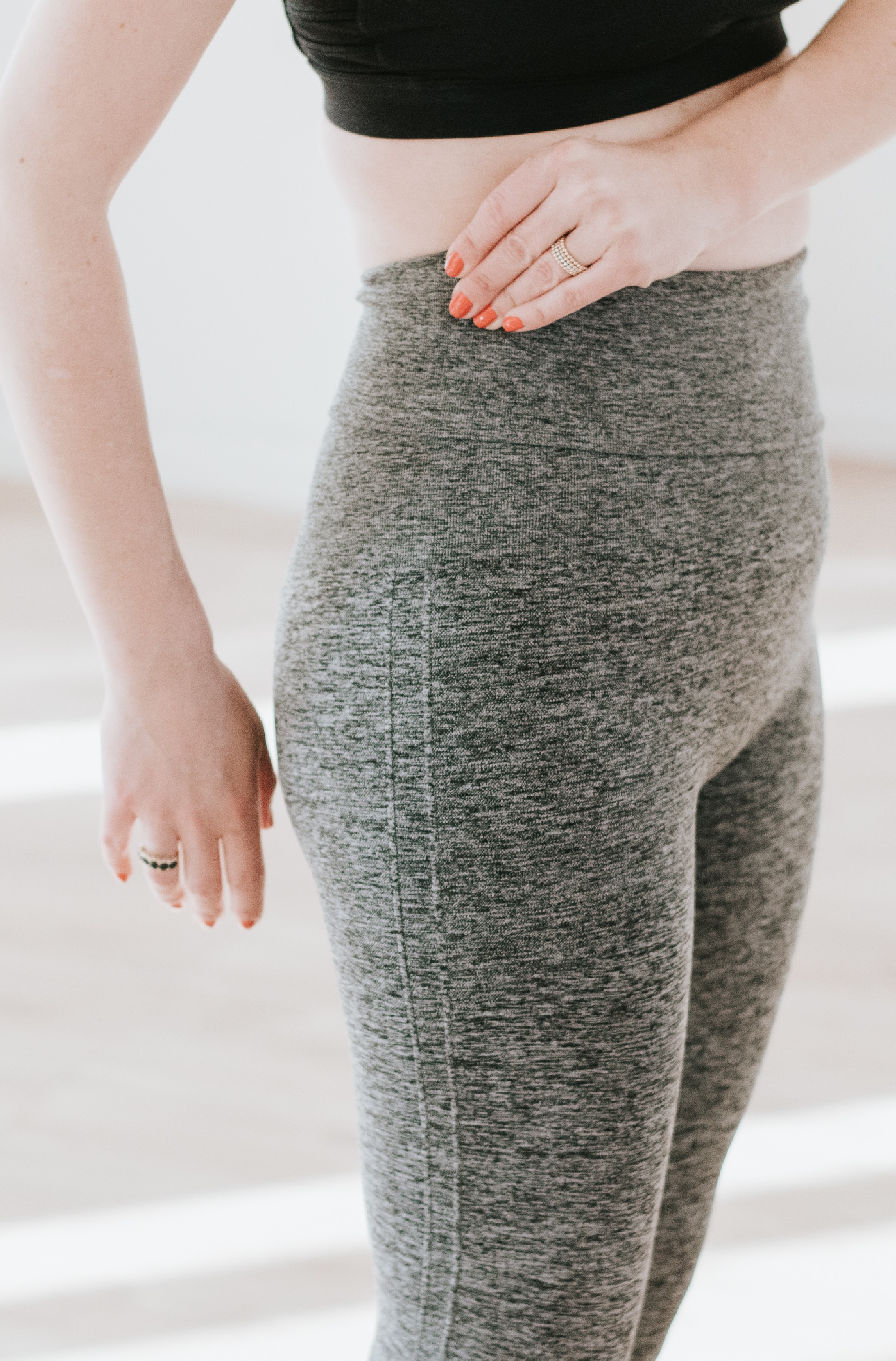 Legging post-accouchement ventre plat – Gris