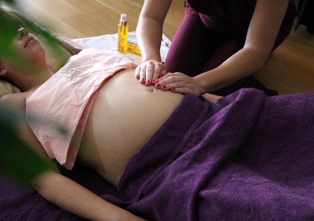 Le massage à domicile Lunaissance testé par une future maman