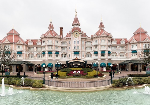 Survivre à votre premier séjour à Disneyland Paris avec bébé