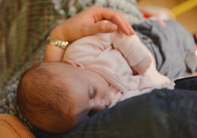 Les Maternity Nurses, les bonnes fées des nouveaux nés