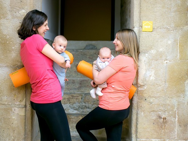 ®agnes-colombo-photographe-maternite-paris-mum-to-be-party-181-600×450