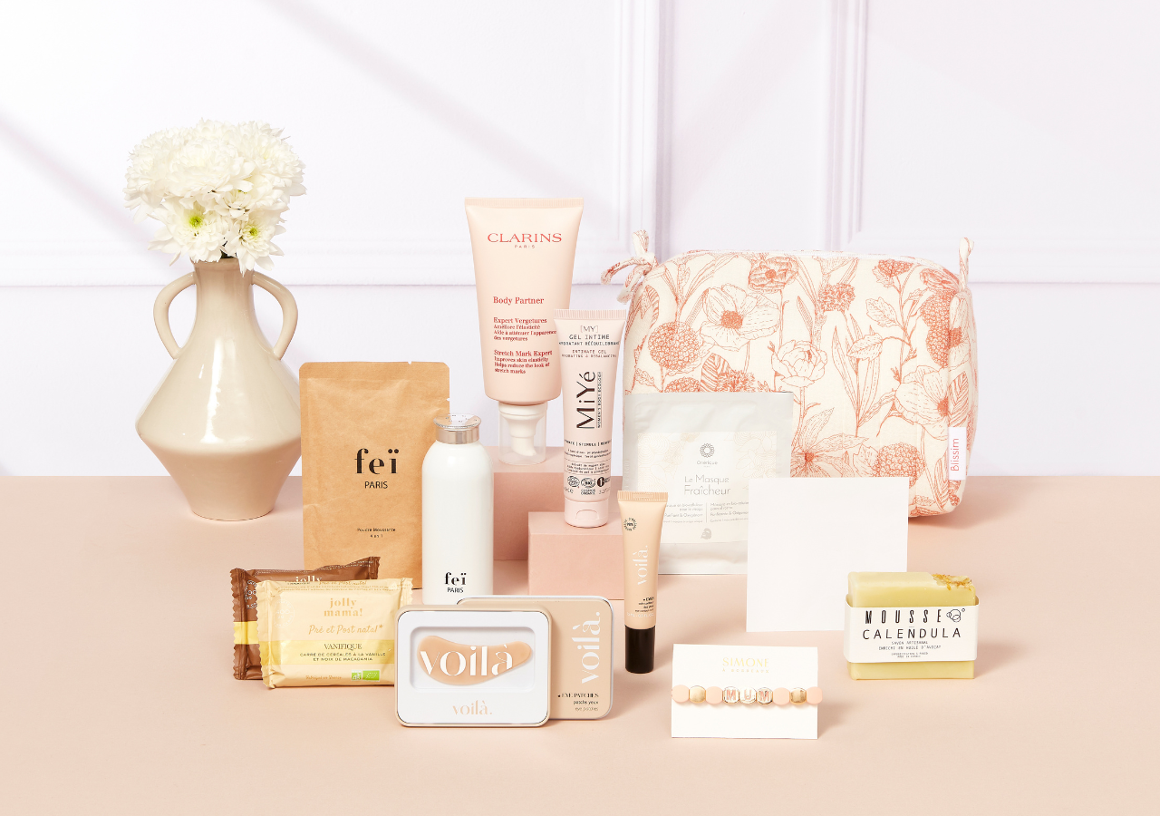 Idées cadeaux futures maman baby shower coffret beauté